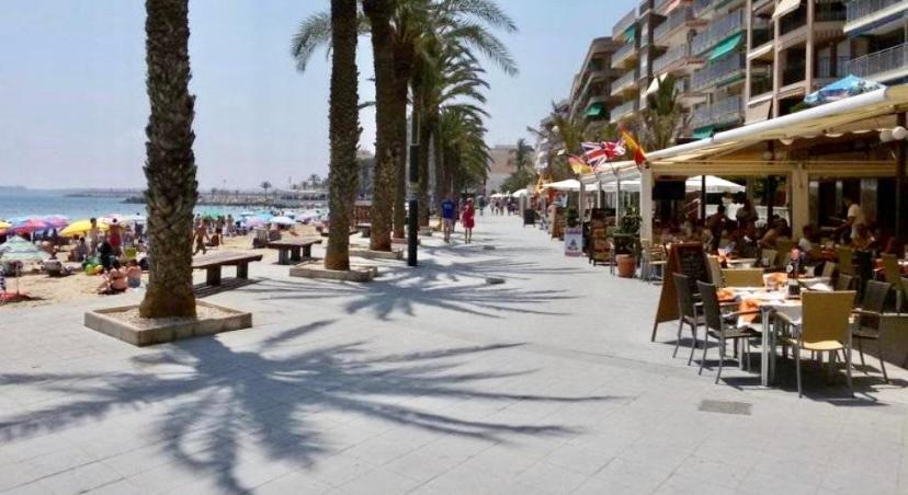 Beautiful Apartment Near Playa De Los Locos Torrevieja Eksteriør bilde