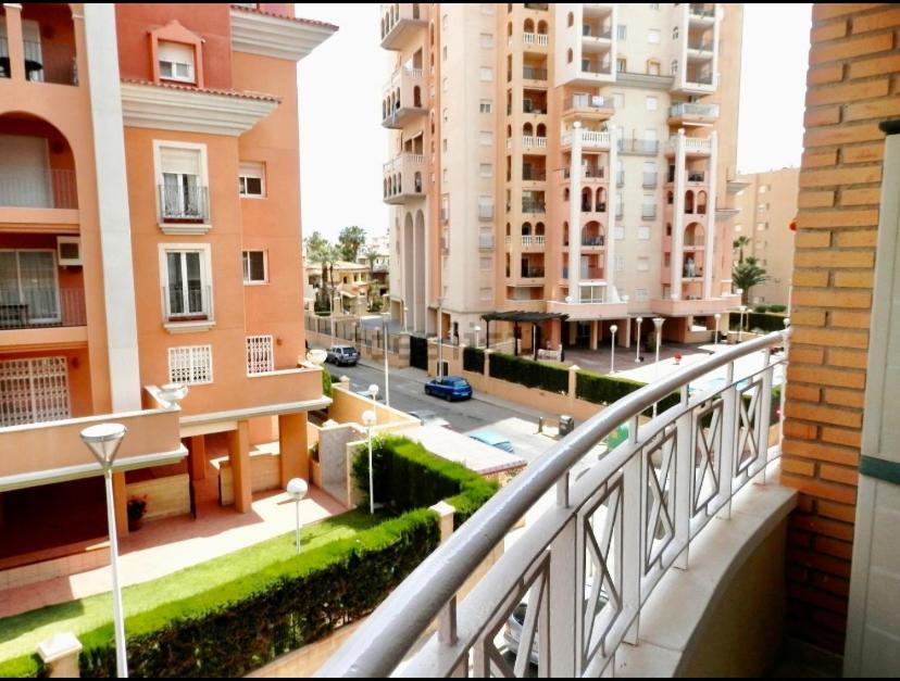 Beautiful Apartment Near Playa De Los Locos Torrevieja Eksteriør bilde