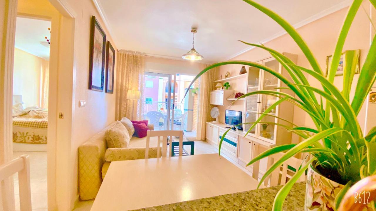 Beautiful Apartment Near Playa De Los Locos Torrevieja Eksteriør bilde