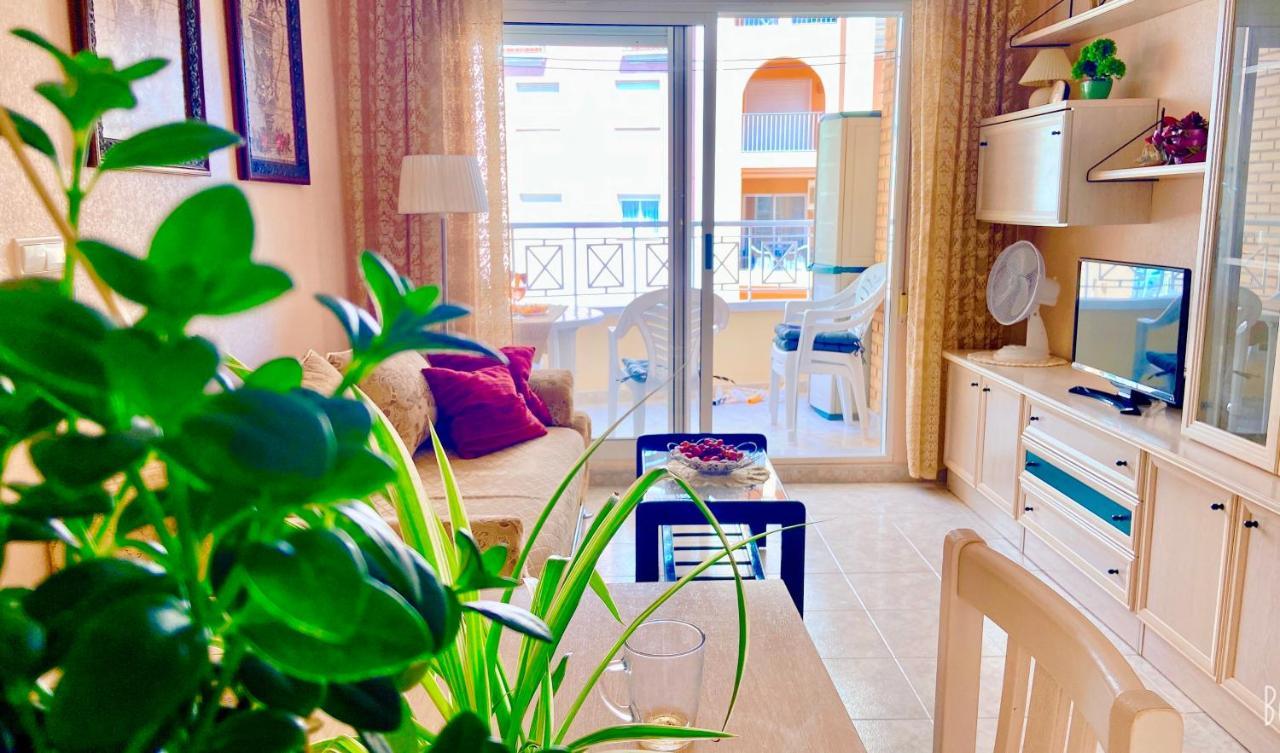 Beautiful Apartment Near Playa De Los Locos Torrevieja Eksteriør bilde
