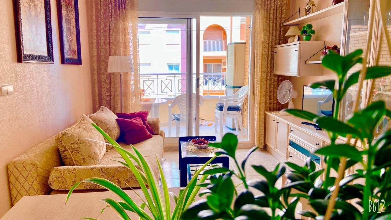 Beautiful Apartment Near Playa De Los Locos Torrevieja Eksteriør bilde
