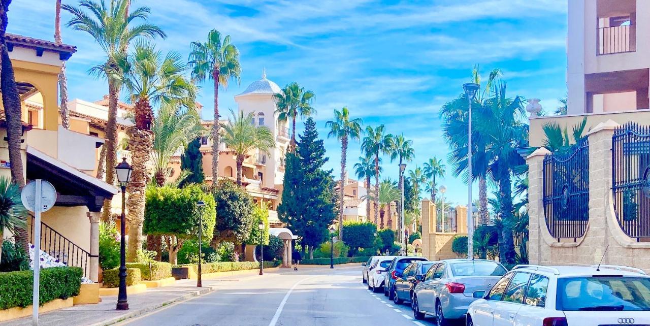 Beautiful Apartment Near Playa De Los Locos Torrevieja Eksteriør bilde
