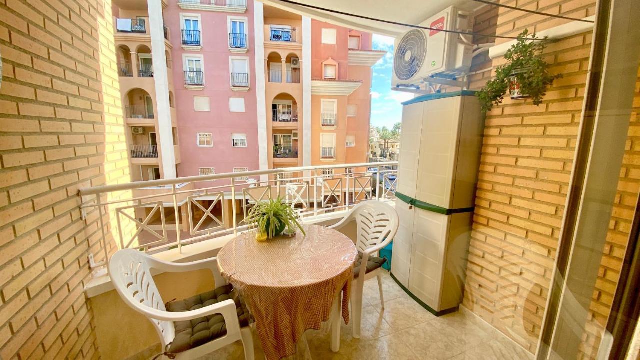 Beautiful Apartment Near Playa De Los Locos Torrevieja Eksteriør bilde