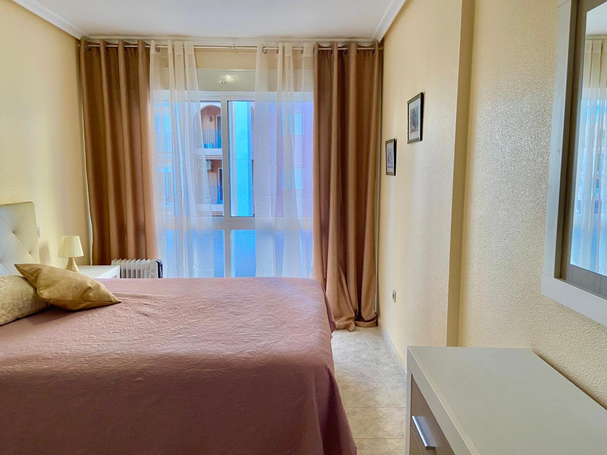 Beautiful Apartment Near Playa De Los Locos Torrevieja Eksteriør bilde